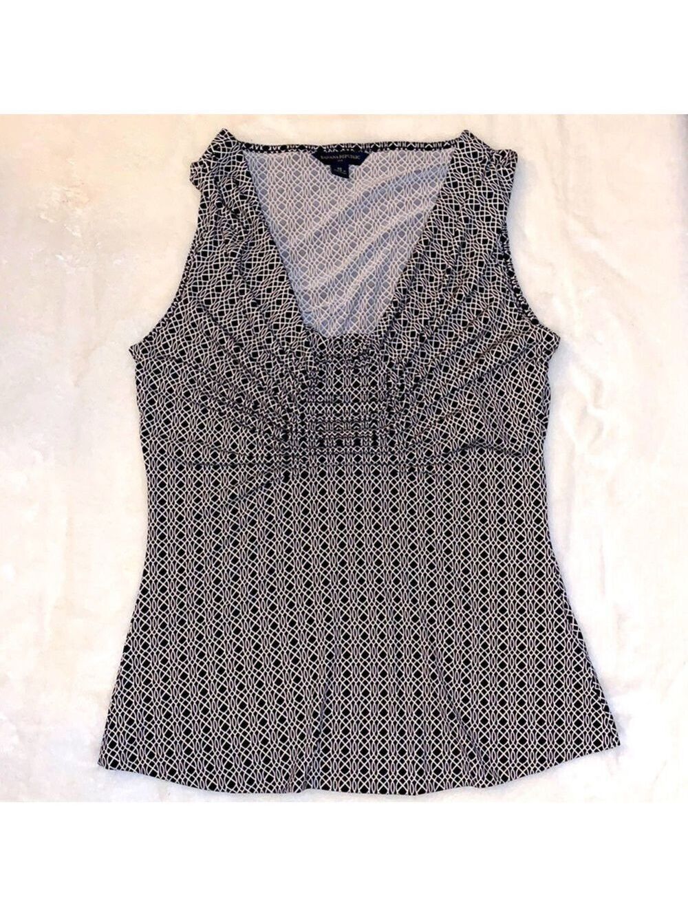 Banana Republic Ruched Scoop Draped Neck-Line Tank